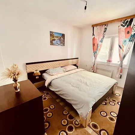 Summer House Lejhana Semesterbostad