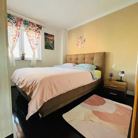 Summer House Lejhana