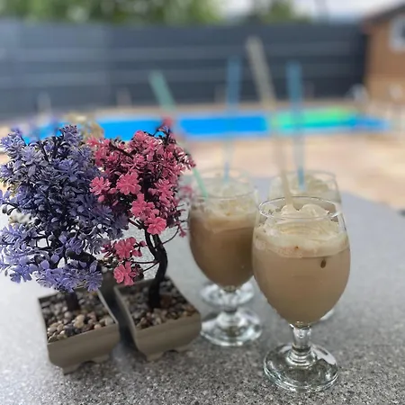 Summer House Lejhana Semesterbostad Bihać