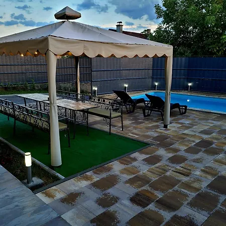 Holiday home Summer House Lejhana *